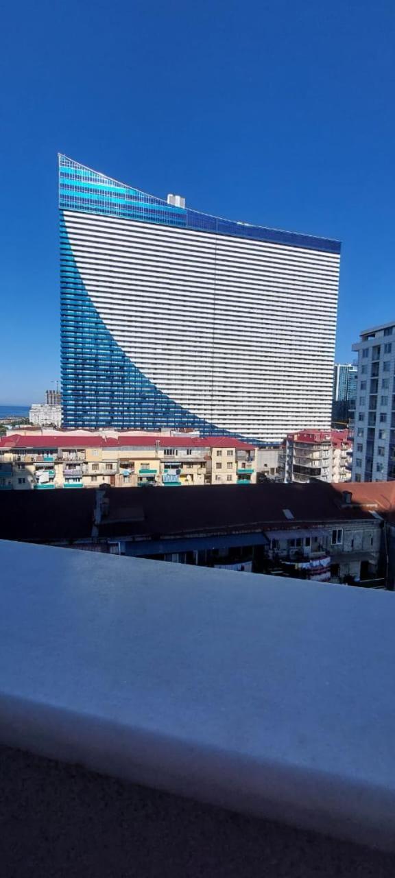 Апартаменты "Best Holiday" In Orbi Sea Towers Батуми Экстерьер фото