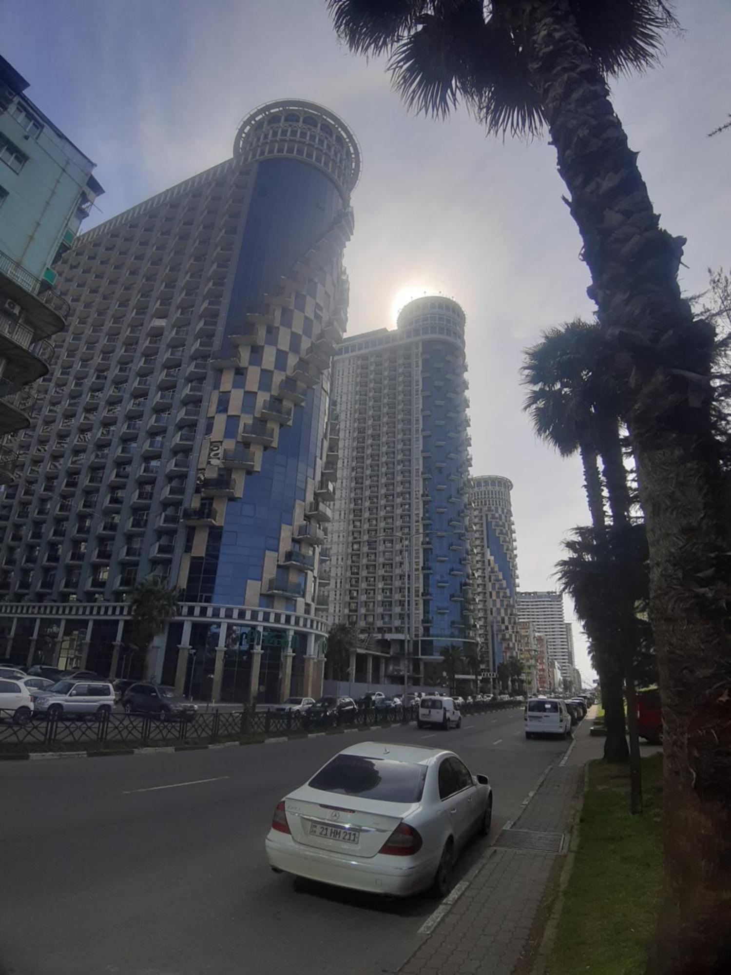 Апартаменты "Best Holiday" In Orbi Sea Towers Батуми Экстерьер фото